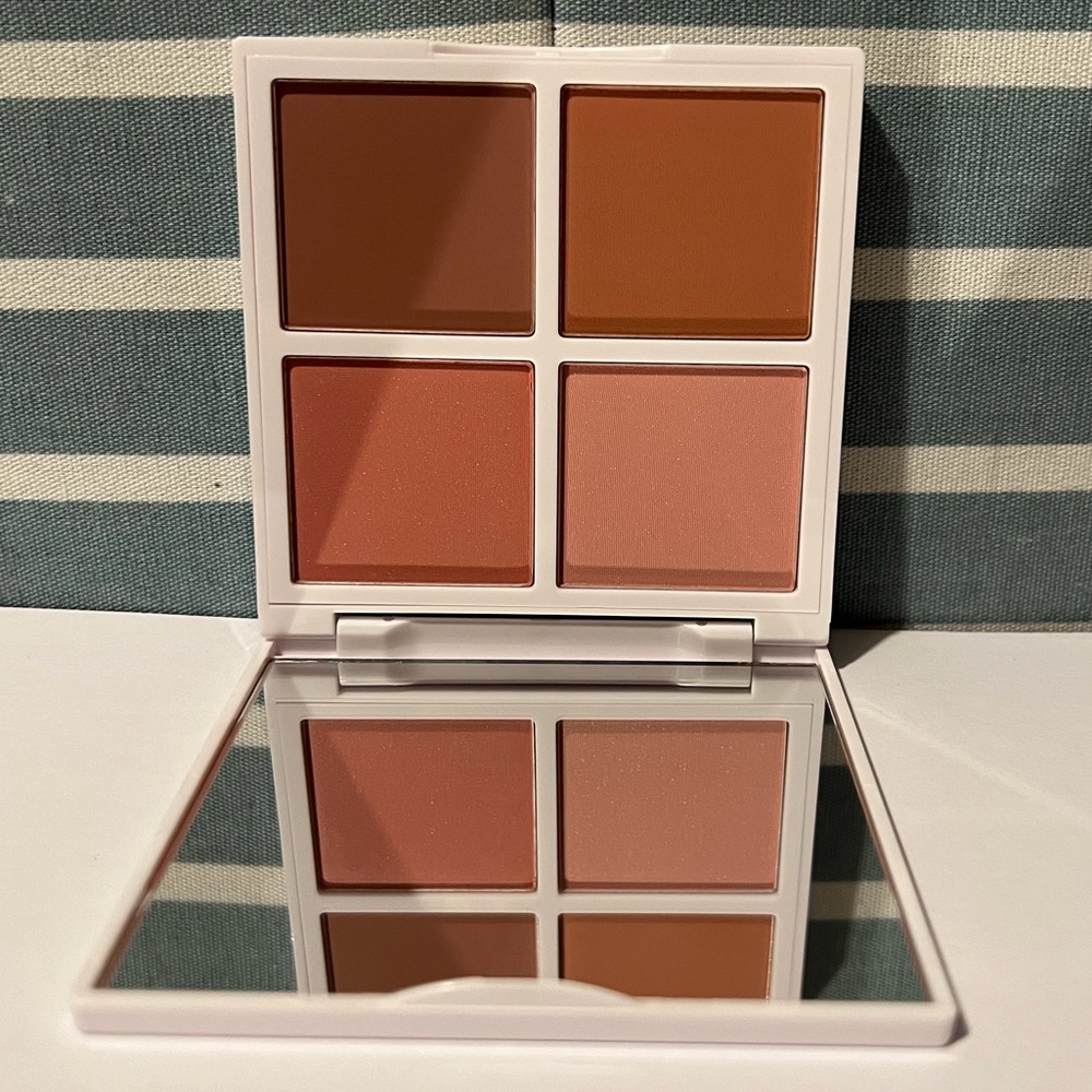 Lithe Sunset Blush Palette - Picture 2 of 7